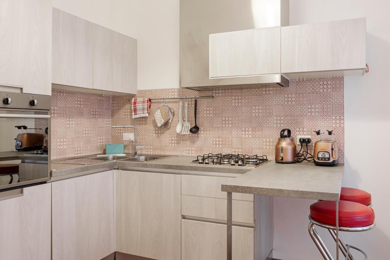 Restayled Chic Apartement- Via Ozieri Milan Exterior photo